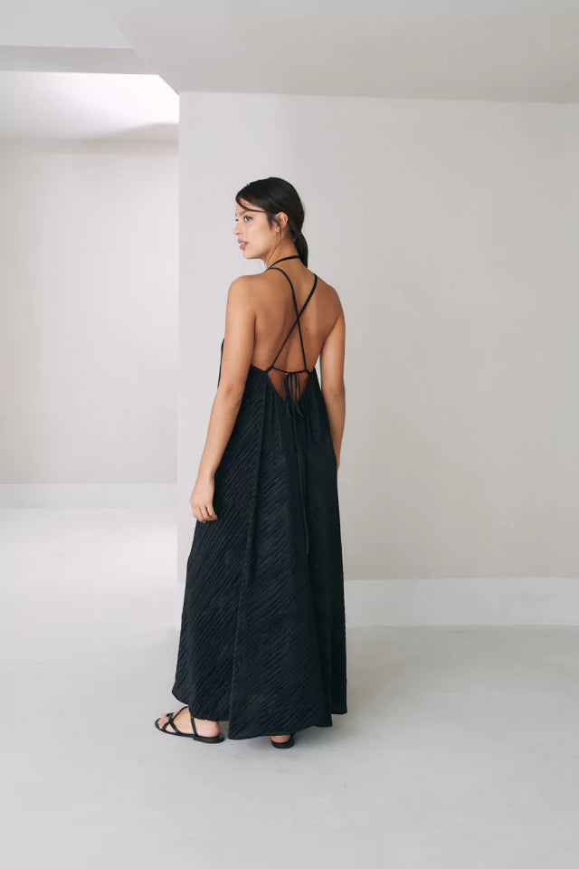 Vestido Plise Negro